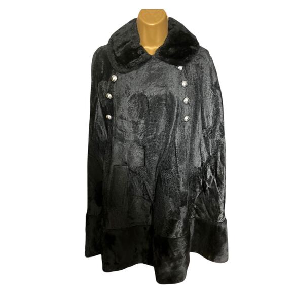 Vintage Black Faux Fur Cape Coat with Silver Buttons – Elegant Evening Wrap - Picture 1 of 5